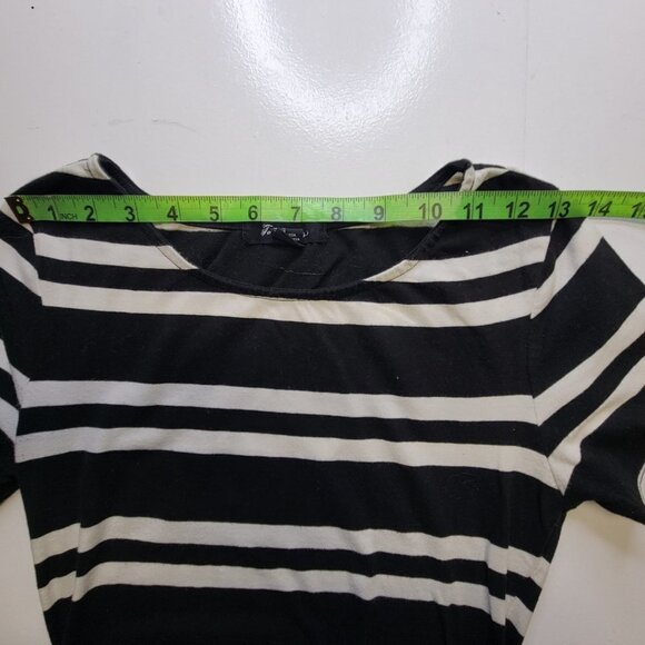 Black and White Short sleeved Mini Dress- Size M - Picture 6 of 7